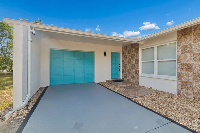 9015 FOREST OAKS BOULEVARD, Spring Hill, FL 34606