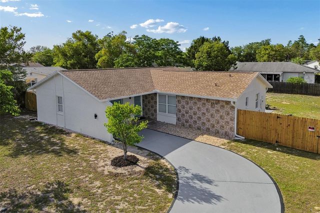 9015 FOREST OAKS BOULEVARD, Spring Hill, FL 34606