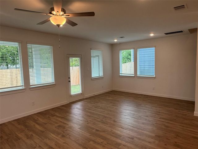 2034 Olivos Street, Missouri City, TX 77459