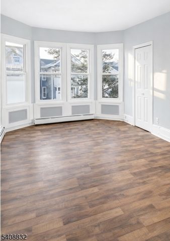 711 E 18Th St, Paterson City, NJ 07501