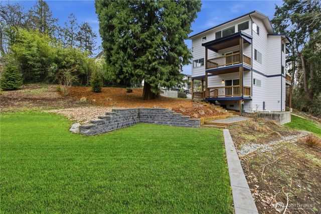 5942 21st Avenue SW, Seattle, WA 98106