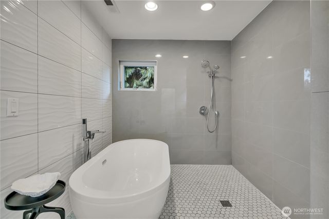 5942 21st Avenue SW, Seattle, WA 98106