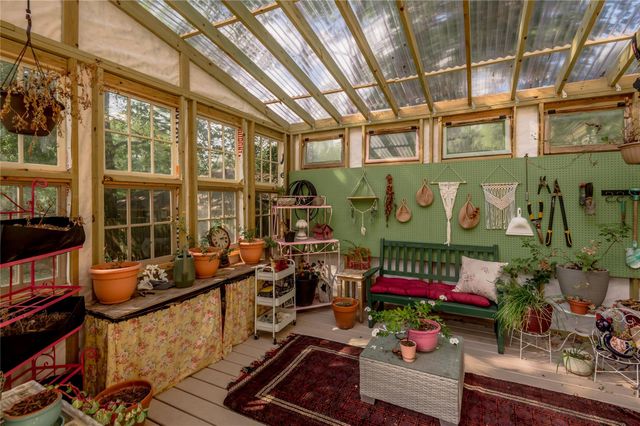 211 Westridge Drive, Huntsville, TX 77340