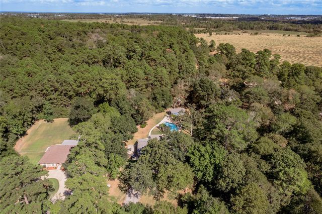 211 Westridge Drive, Huntsville, TX 77340