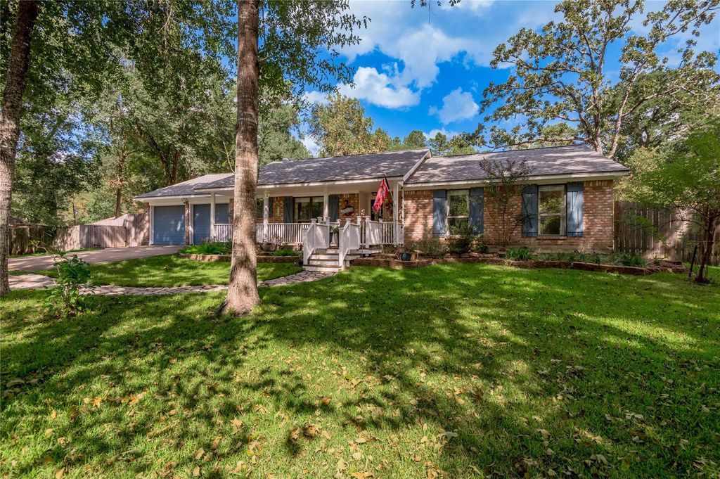 211 Westridge Drive, Huntsville, TX 77340