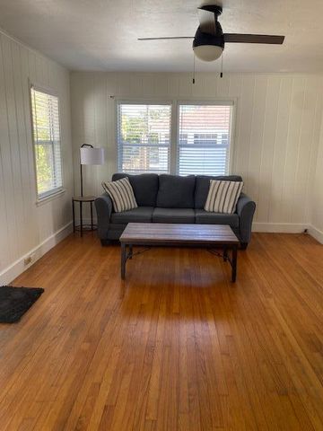 1403 SE 2nd Street 2, Fort Lauderdale, FL 33301