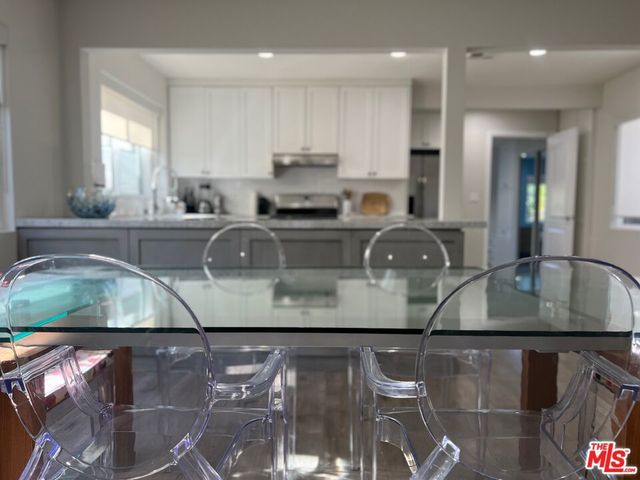 5740 Vantage Avenue, Valley Village, CA 91607