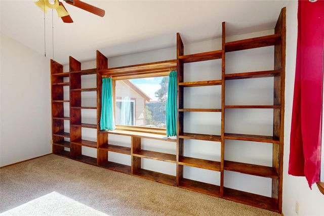 1221 San Ildefonso Road, Los Alamos, NM 87544