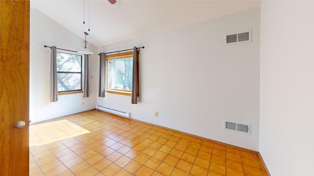 1221 San Ildefonso Road, Los Alamos, NM 87544