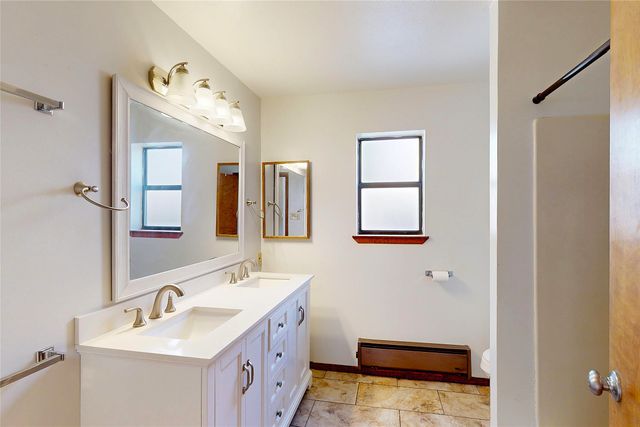 1221 San Ildefonso Road, Los Alamos, NM 87544