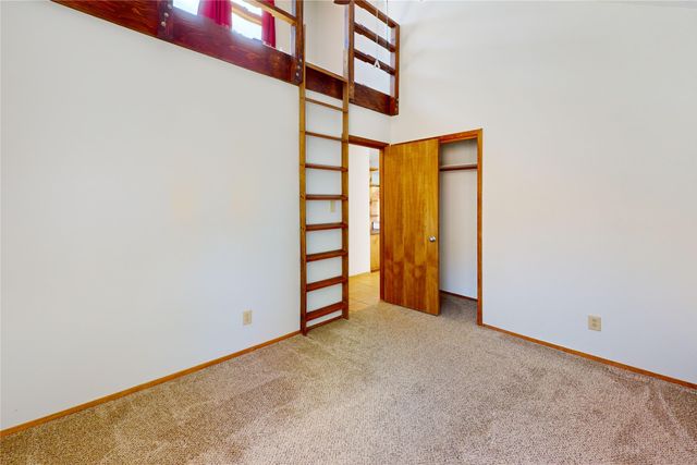 1221 San Ildefonso Road, Los Alamos, NM 87544