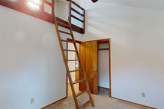 1221 San Ildefonso Road, Los Alamos, NM 87544