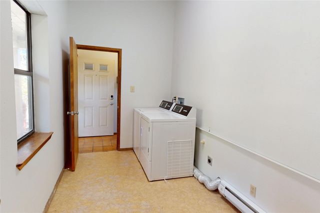 1221 San Ildefonso Road, Los Alamos, NM 87544