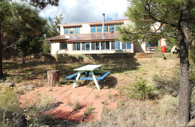 1221 San Ildefonso Road, Los Alamos, NM 87544