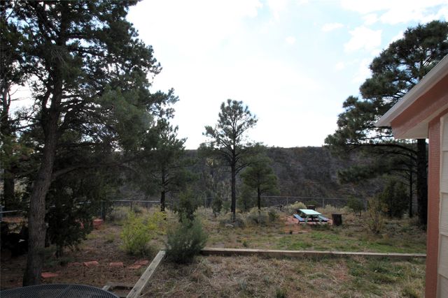 1221 San Ildefonso Road, Los Alamos, NM 87544