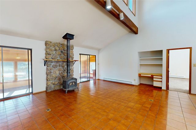 1221 San Ildefonso Road, Los Alamos, NM 87544