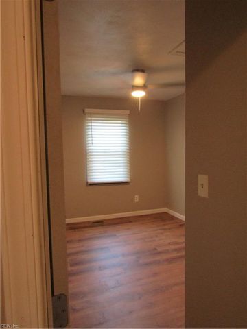 615 Aubrey DR, Virginia Beach, VA 23462