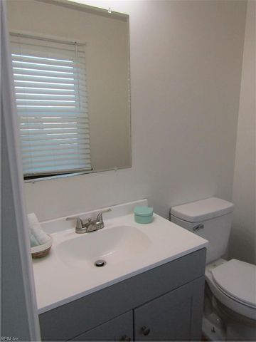 615 Aubrey DR, Virginia Beach, VA 23462