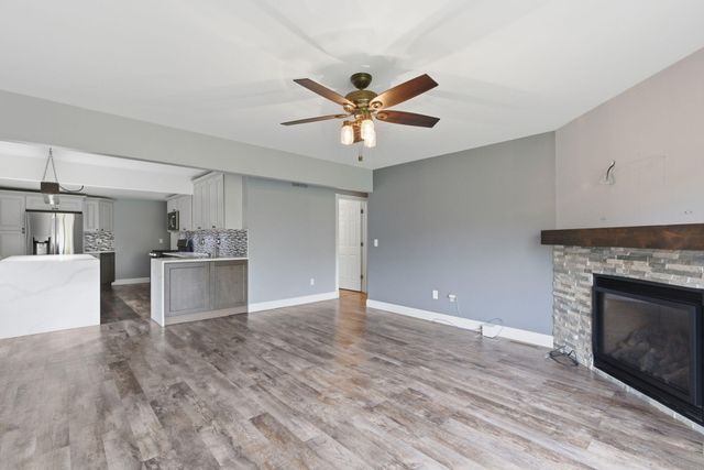 10370 Joliet Street, St. John, IN 46373