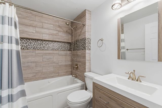 10370 Joliet Street, St. John, IN 46373