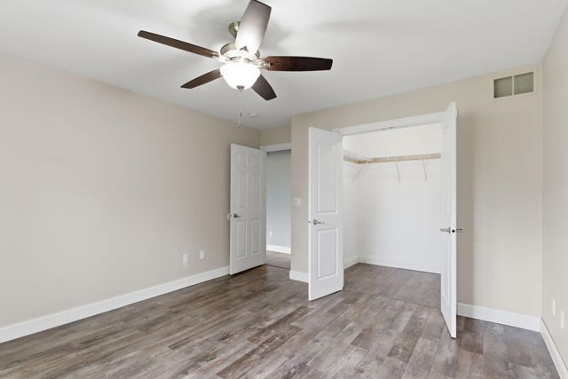 10370 Joliet Street, St. John, IN 46373