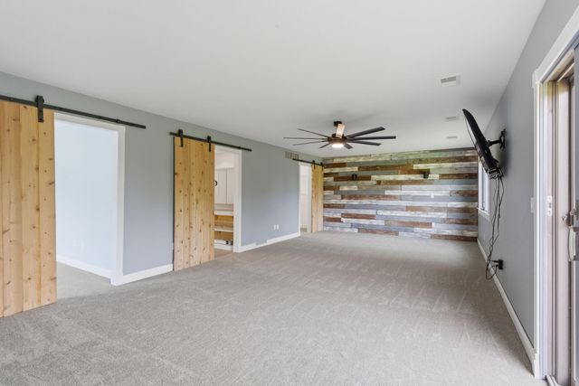 10370 Joliet Street, St. John, IN 46373