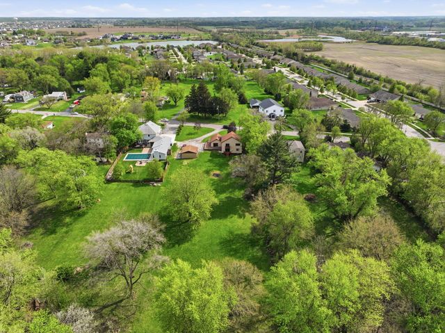 10370 Joliet Street, St. John, IN 46373
