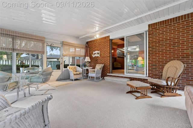 411 Tanview Drive, Oxford Charter Township, MI 48371