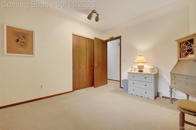 411 Tanview Drive, Oxford Charter Township, MI 48371