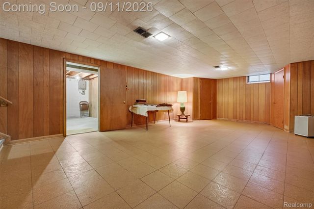 411 Tanview Drive, Oxford Charter Township, MI 48371