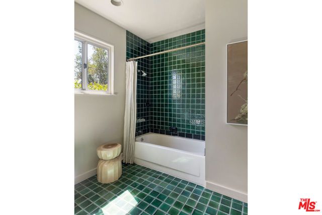 853 Tipton Terrace, Los Angeles, CA 90042