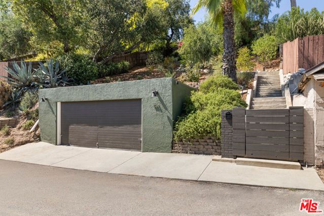 853 Tipton Terrace, Los Angeles, CA 90042