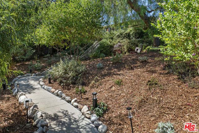 853 Tipton Terrace, Los Angeles, CA 90042
