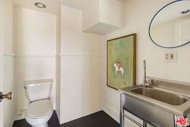 853 Tipton Terrace, Los Angeles, CA 90042