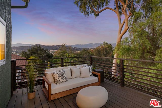 853 Tipton Terrace, Los Angeles, CA 90042