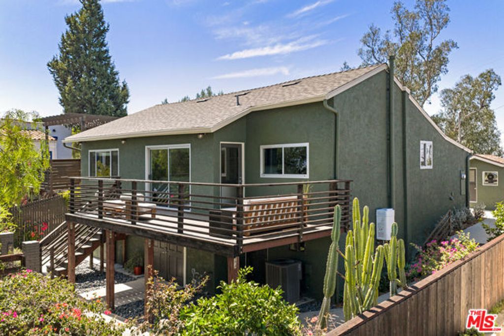 853 Tipton Terrace, Los Angeles, CA 90042