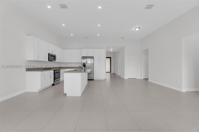 19447 SW 124th Ct, Miami, FL 33177