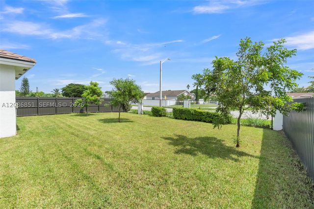 19447 SW 124th Ct, Miami, FL 33177