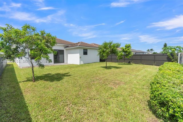19447 SW 124th Ct, Miami, FL 33177