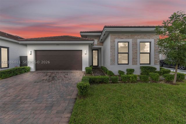 19447 SW 124th Ct, Miami, FL 33177