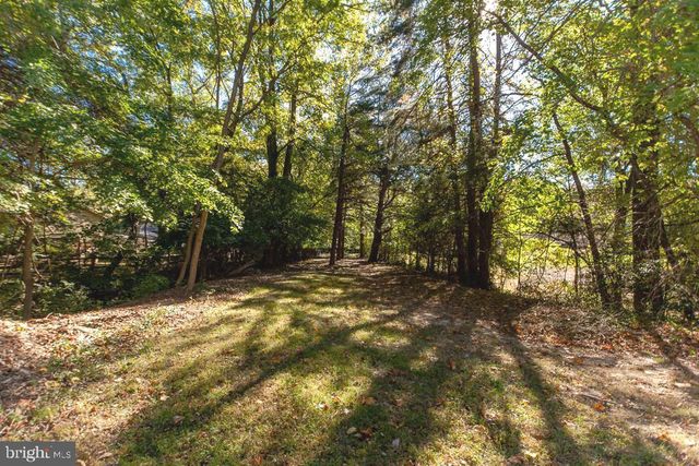 8523 TYSONS CT, Vienna, VA 22182