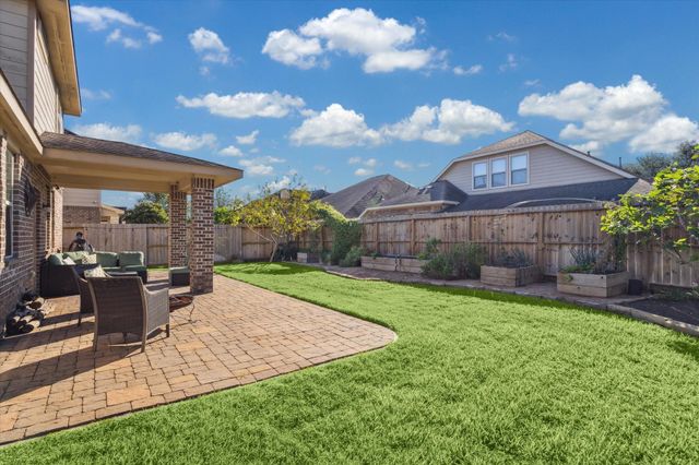 2209 Valley Blossum Lane, League City, TX 77573