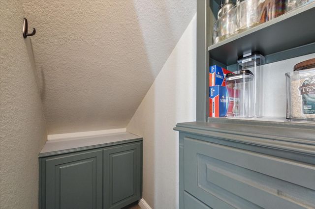 2209 Valley Blossum Lane, League City, TX 77573