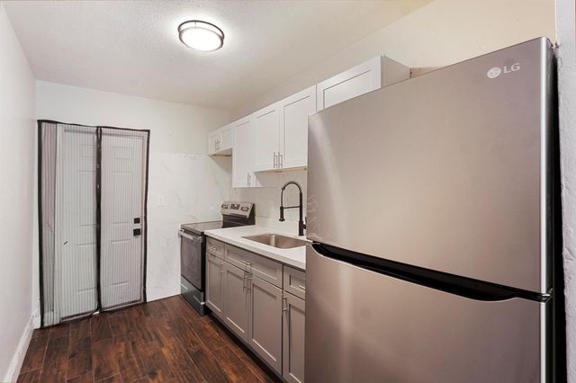 730 NW 4th Avenue, Fort Lauderdale, FL 33311