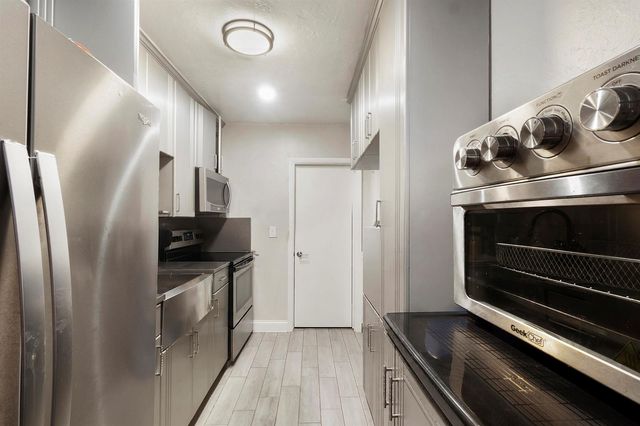 730 NW 4th Avenue, Fort Lauderdale, FL 33311