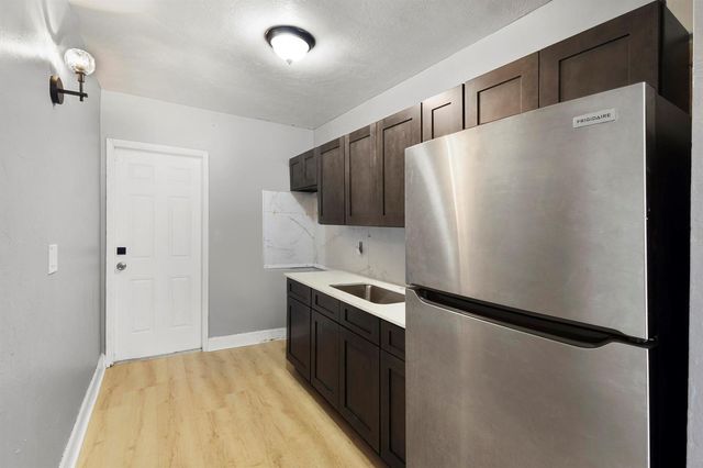 730 NW 4th Avenue, Fort Lauderdale, FL 33311