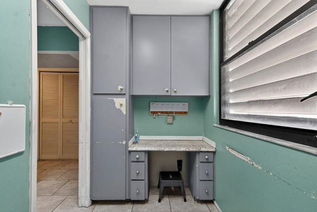 318 TIMBERLAKE DRIVE, Bradenton, FL 34210