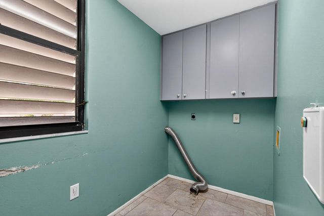 318 TIMBERLAKE DRIVE, Bradenton, FL 34210