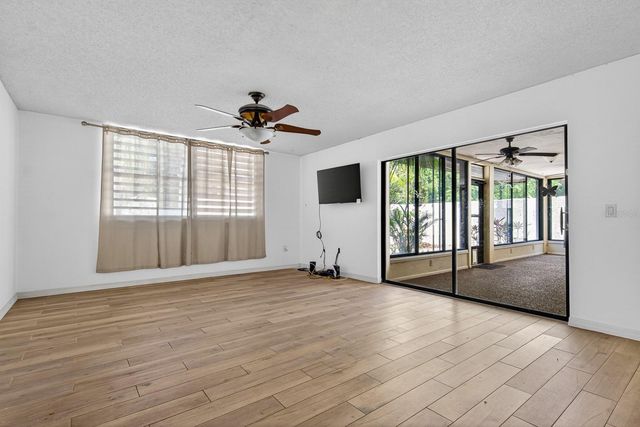 318 TIMBERLAKE DRIVE, Bradenton, FL 34210