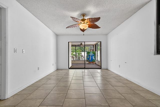 318 TIMBERLAKE DRIVE, Bradenton, FL 34210